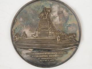 Washington Monument in Philadelphia medal, 1897