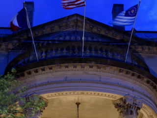 Above the porte cochère. Photo by Egomedia.