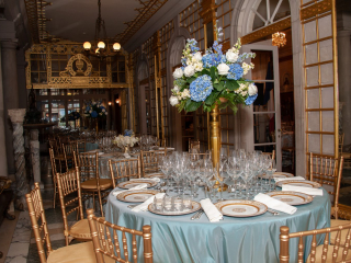 Additional seating in the Winter Garden. Photo by Beverly Rezneck.