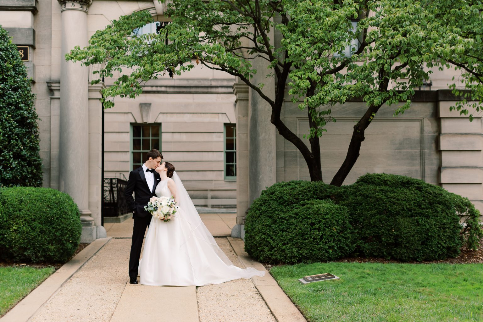 <h2>Blossoming under the dogwood</h2>Photo by Sarah Bradshaw. Aimee Griffin, planner.